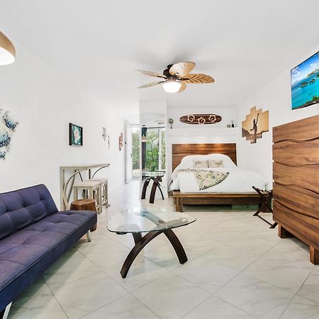 Downtown Hawaiian Theme Condo With Hot Tub, Pool & Beach - Kona Islander Inn 凯路亚-科纳 外观 照片
