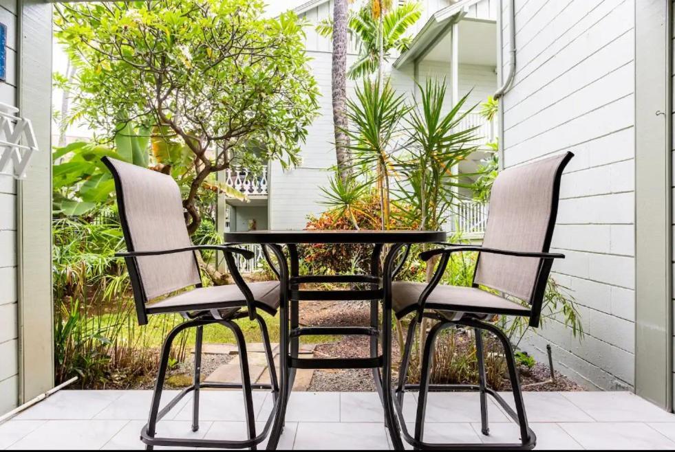 Downtown Hawaiian Theme Condo With Hot Tub, Pool & Beach - Kona Islander Inn 凯路亚-科纳 外观 照片