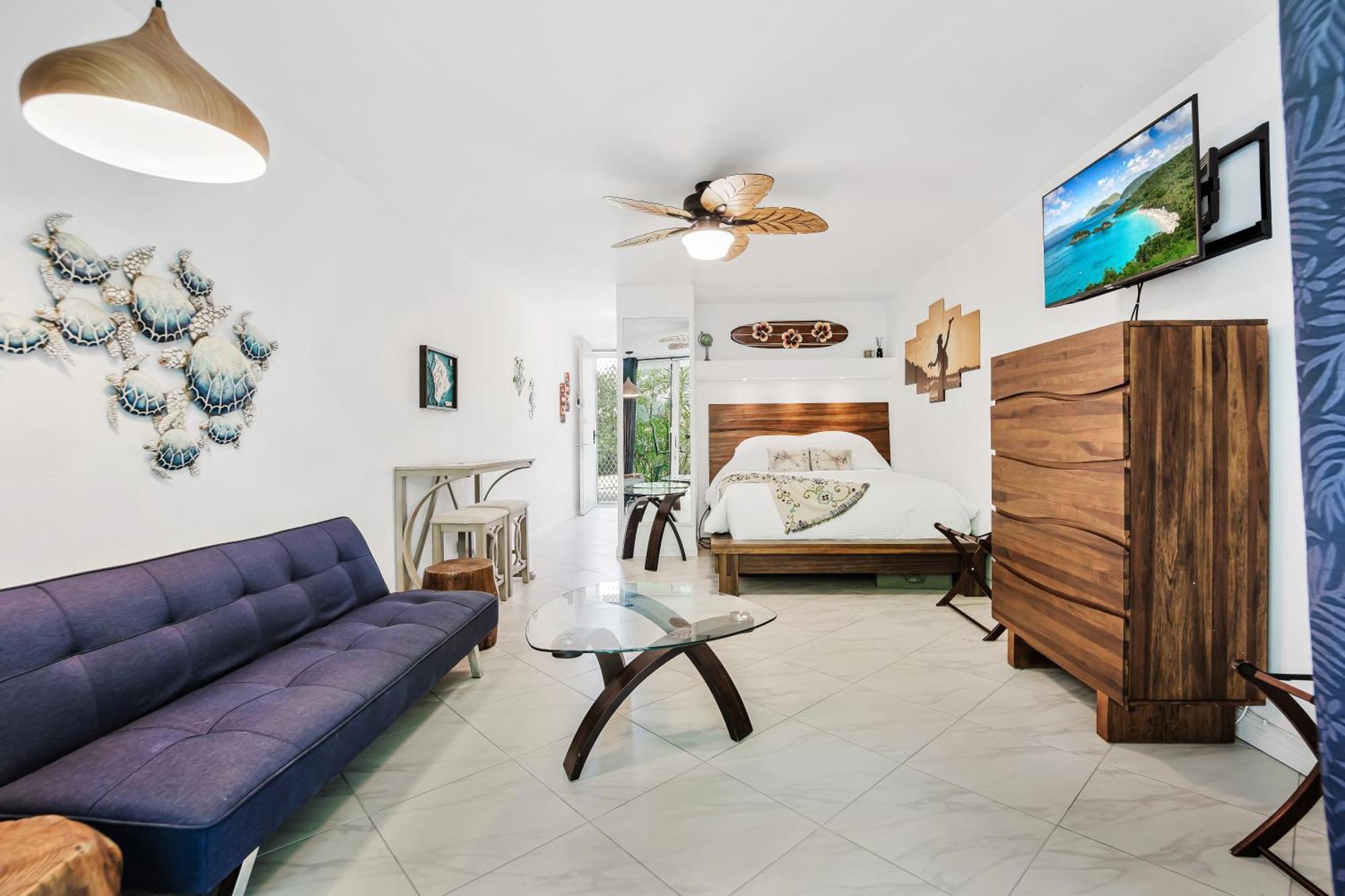 Downtown Hawaiian Theme Condo With Hot Tub, Pool & Beach - Kona Islander Inn 凯路亚-科纳 外观 照片